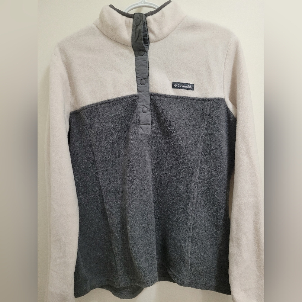 Ladies Columbia Fleece Jacket